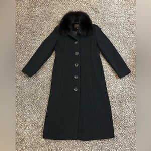 1 Madison women’s Black Trench Coat with Fur Collar - size 12